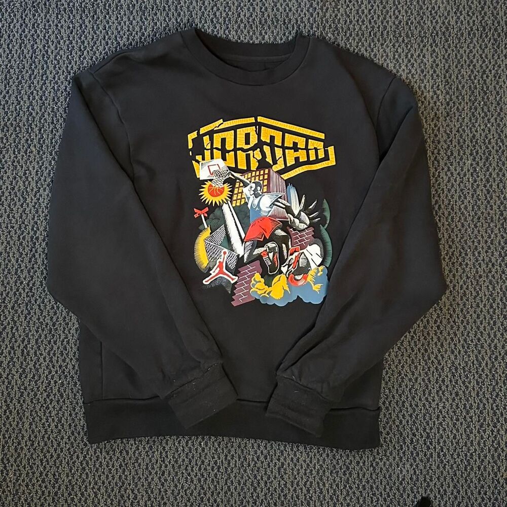 Jordan Men's Black and Navy Sweatshirt